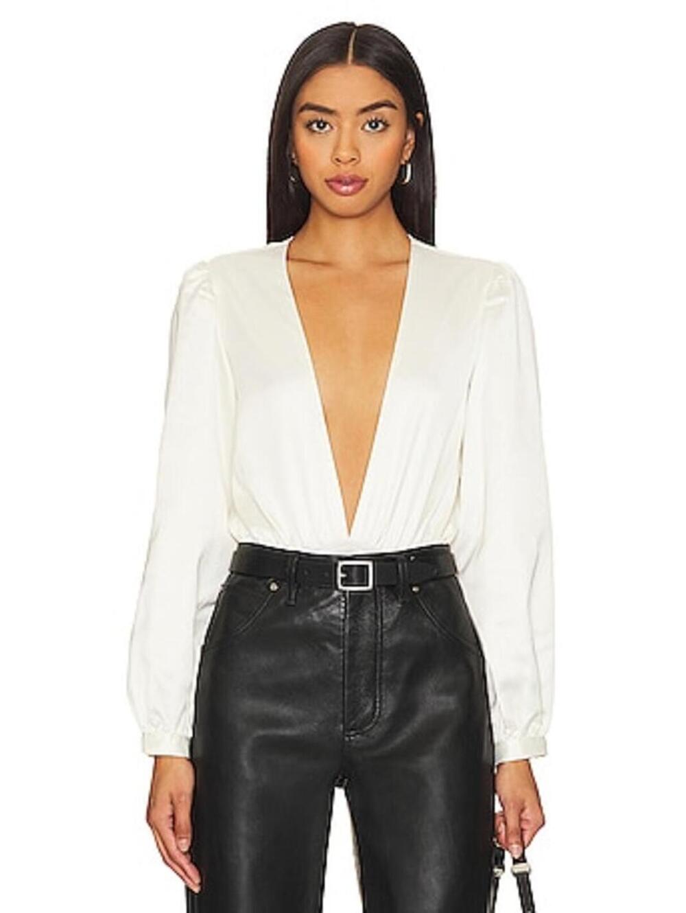 SUPERDOWN Tammie Deep V Bodysuit in Ivory